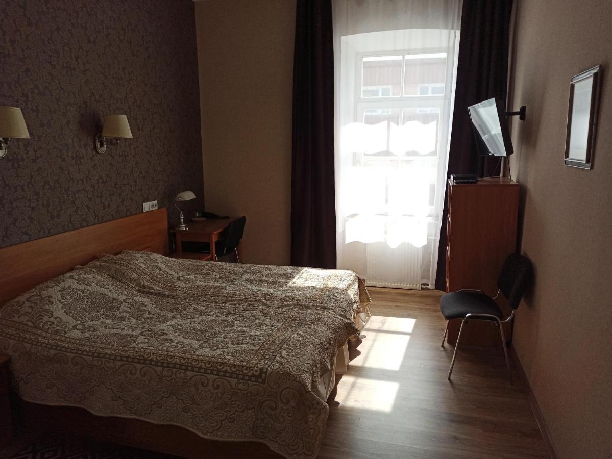 Central Hotel Narva Bagian luar foto