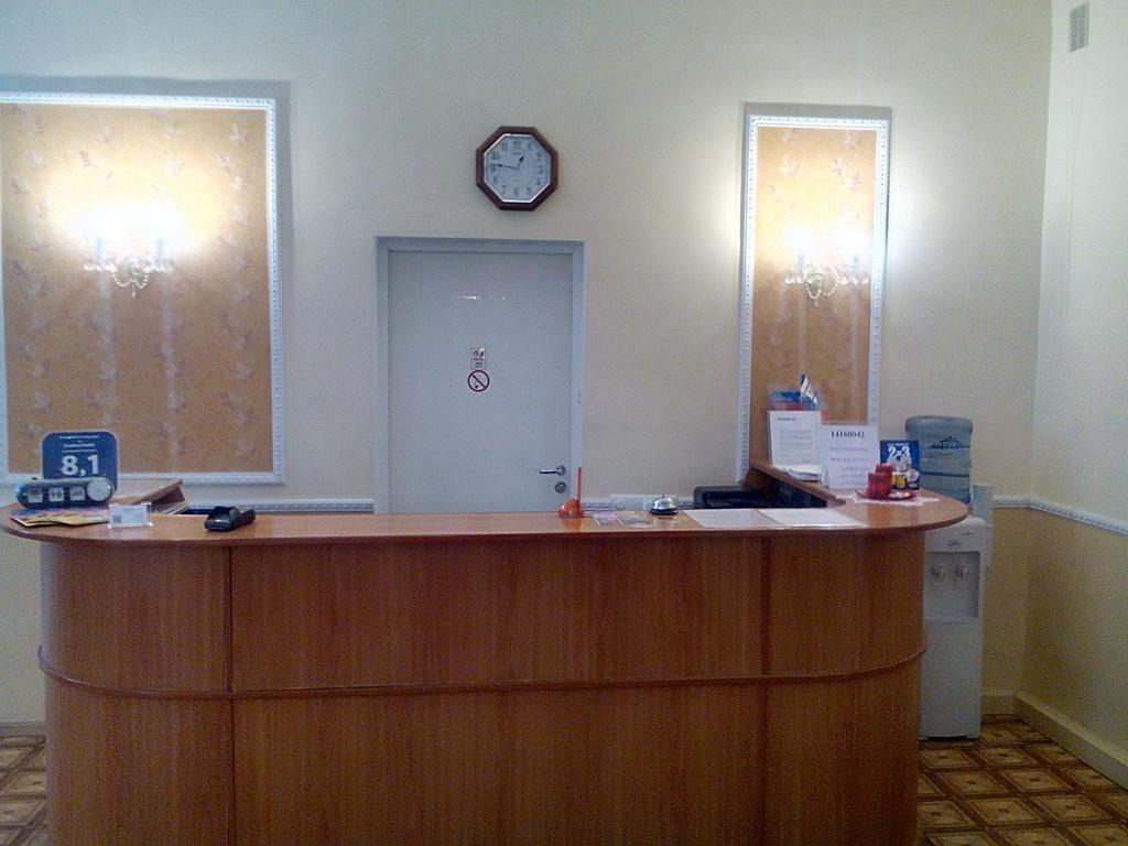 Central Hotel Narva Bagian luar foto